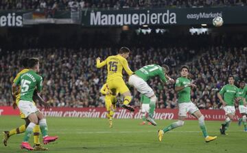 2-3. Clement Lenglet marcó el tercer gol.