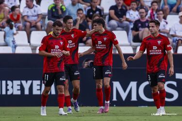 El lateral del equipo jabato hizo un buen partido. Consiguió evitar que el Albacete reaccionara.