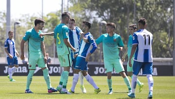 Tangana entre jugadores del Espanyol B y el Bar&ccedil;a B.