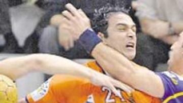 <b>ZAKY, A EUROPA. </b>Con el CAI, el egipcio estará en la EHF: