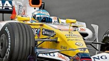 <b>ALONSO, CONTENTO. </b>Al margen de lo más visible, los tapacubos delanteros y la espectacular tapa motor con final en ala, lo que hace progresar al coche es su suspensión.