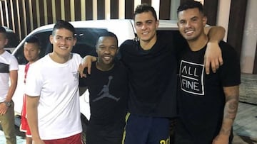 James Rodr&iacute;guez, Dorlan Pab&oacute;n, Giovanni Moreno y Edwin Cardona se reunen en sus vacaciones para jugar un partido. 