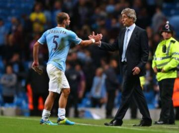 El debut de Manuel Pellegrini en la Premier fue con triunfo, derrotando al Newcastle por 4-0 en el Ettihad Stadium. Fecha: 19 de agosto de 2013.