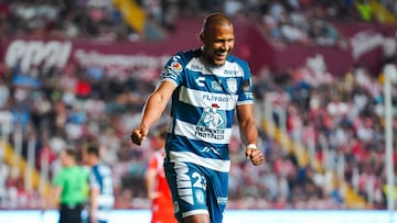 Salomon Rondon celebrates his goal 1-2 of Pachuca during the 15th round match between Necaxa and Pachuca as part of the Liga BBVA MX, Torneo Clausura 2025 at Victoria Stadium, on April 11, 2025 in Aguascalientes, Mexico.