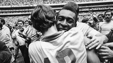 El 'sagrado' césped del 'Coloso' también presenció el tricampeonato mundial de Pelé. Brasil venció en la final a Italia 4-1 en un estadio pletórico; precisamente, 'O Rei' firmó el primer gol, con un virtuoso e histórico cabezazo. Así, 'la Verdeamarela', dirigida por Mario Zagallo, alzó su tercera Copa Jules Rimet, primera selección en lograrlo.