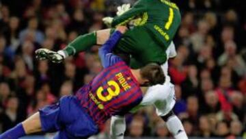 Piqué recibe el alta tras pasar la noche en el hospital