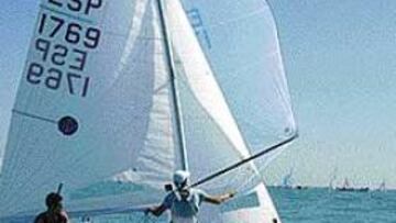 <b>ÉXITO EN EL 470.</B> Martínez y Wood no dejaron escapar el podio.