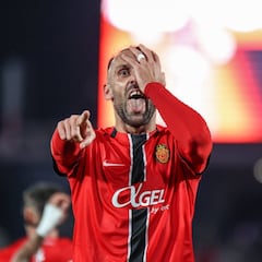 Muriqi, a la caza y captura de Etoo