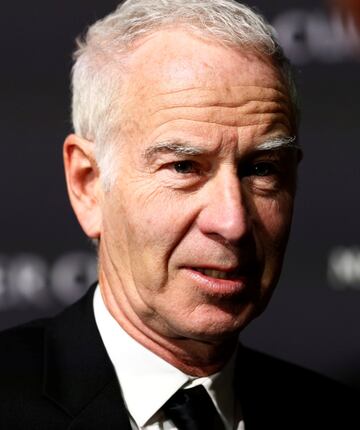 John McEnroe, capit芍n del equipo del Mundo.