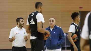 Tavares y Laso.
BALONCESTO