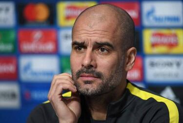 Guardiola hails Marcelo Bielsa as best coach in the world