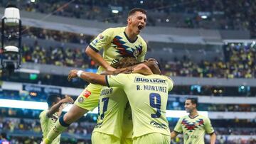 América aprovechó la fragilidad de Chivas y no tuvo piedad, al vencerlo por 4-1. Aquí las grandes goleadas en la historia de la rivalidad.