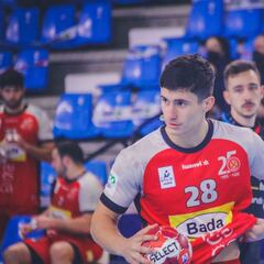 El Bada Huesca rebaja la
euforia del Sinfín en Santander