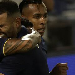Golazos de Cardona, Villa y Campuzano en triunfo de Boca