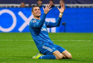 Cristiano, desesperado en el partido ante el Lyon.