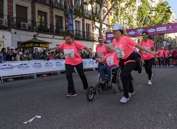 Las calles de Madrid se tiñen de rosa