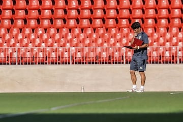 Rubi medita su próxima alineación,