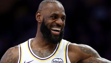 LOS ANGELES, CALIFORNIA - DECEMBER 28: Lebron James #23 of the Los Angeles Lakers reacts against the Sacramento Kings during the first quarter at Crypto.com Arena on December 28, 2025 in Los Angeles, California. NOTE TO USER: User expressly acknowledges and agrees that, by downloading and or using this photograph, user is consenting to the terms and conditions of the Getty Images License Agreement. Luke Hales/Getty Images/AFP (Photo by Luke Hales / GETTY IMAGES NORTH AMERICA / Getty Images via AFP)
