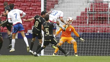 Gol de Luso en una jugada a balón parado en un Rayo Majadahonda - Real Oviedo.