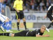 El Valencia participó en el homenaje a Aranburu