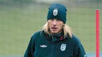 David Beckham, ayer durante el entrenamiento de Inglaterra.