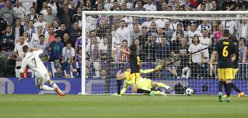 2 de mayo de 2017. Partido de ida de las semifinales de la Champions League entre el Real Madrid y el Atlético de Madrid en el Bernabéu (3-0). Cristiano Ronaldo marcó el 3-0. 
