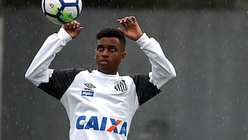 Real Madrid sign Rodrygo from Santos for 45 million euros