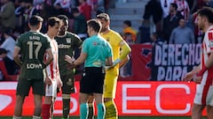 Enfado de los árbitros con el fuera de juego semiautomático: valoran medidas legales