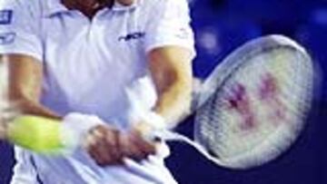 <b>DE REVÉS.</b> Desde el comienzo de su carrera, Arantxa se apoyó en su mortal revés a dos manos para acribillar a sus rivales. Steffi Graf, Chris Evert o las Williams han sufrido su contundencia.