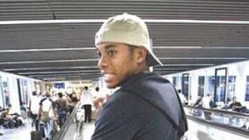 <b>LA MALETA PREPARADA. </b>El Madrid quiere presentar a Robinho el día 8, cuando empiezan los entrenamientos.