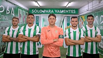 Carlos Marín se queda con el brazalete de capitán