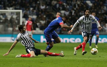 Rayados de Monterrey vence 1-0 a Cruz Azul en la ida de semifinales