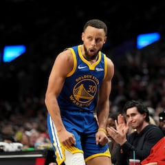 Curry supera a Jordan en un nuevo récord histórico