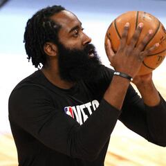 Simmons, Brown... Las peticiones de los Rockets por James Harden