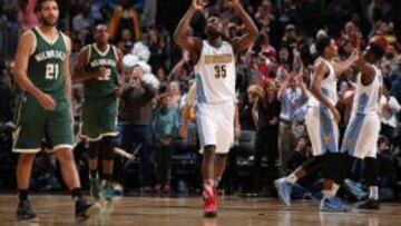 Kenneth Faried celebra la victoria ante los Denver Nuggets.