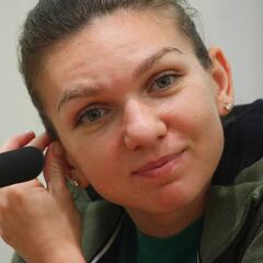 Halep no jugará en Moscú por molestias en la espalda