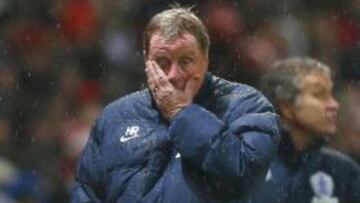 Harry Redknapp reconoció el interés por Mauro Zárate, pero no dio por hecho el traspaso.