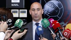 Rubiales pide negociar antes que ir al CSD o a los tribunales