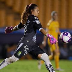 Itzayana González, portera de León, da su versión sobre el gol de Tigres
