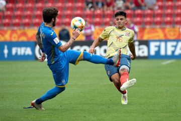 La Selección llegó a cuartos de final con la ilusión de hacer historia pero un error al comienzo del partido y un expulsado al final, arrebata la opción de llegar a semifinal.