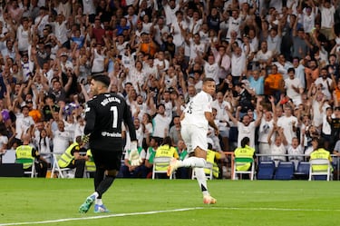 ¡Llegó el primer gol de Mbappé en Liga! 1-0