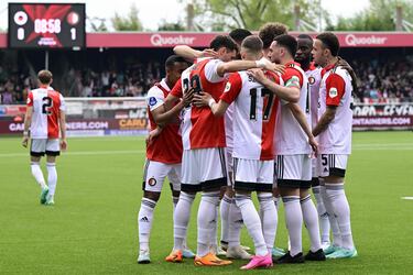 El Feyenoord de Santi Giménez está cerca de coronarse en la Eredivisie