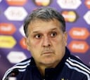 Tata Martino: "No creo que tenga que arriesgar a Agüero"