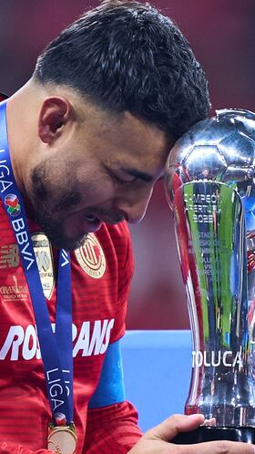 Alexis Vega se tatúa su mejor año en el futbol