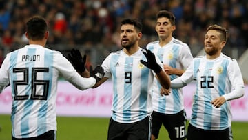 Agüero despierta a Argentina en disputado encuentro con Rusia