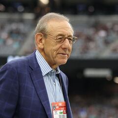 Dolphins owner Stephen Ross denies Brian Flores's allegations