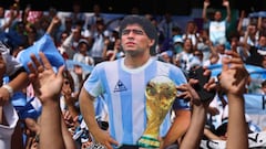 LUSAIL CITY, QATAR - NOVEMBER 22:   General View of a cut out of Diego Maradona prior to the FIFA World Cup Qatar 2022 Group C match between Argentina and Saudi Arabia at Lusail Stadium on November 22, 2022 in Lusail City, Qatar. (Photo by Chris Brunskill/Fantasista/Getty Images)