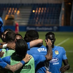 Suspendido el Deportivo - Fuenlabrada por 12 positivos por COVID-19