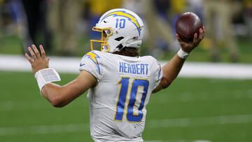 En su segundo año en la NFL, Justin Herbert quiere llevar a los Chargers a los Playoffs, pero la división y el calendario no serán sencillos.