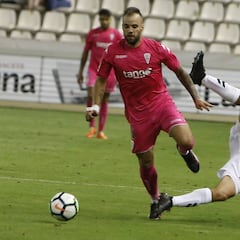 Edu Ramos, cedido al Cádiz tras no ser inscrito por el Córdoba